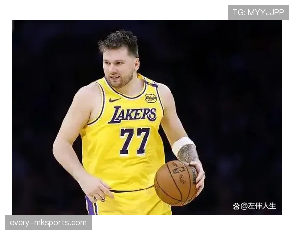 东契奇同一晚换两个豪车？这生活也太飘了吧！