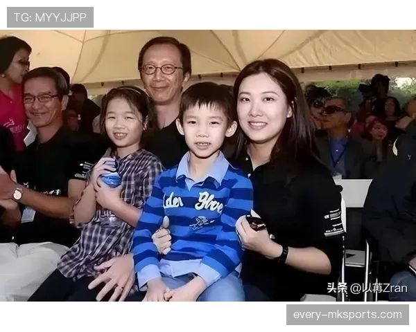 伏明霞家里那种静谧豪宅，看得我都替她累顿了！